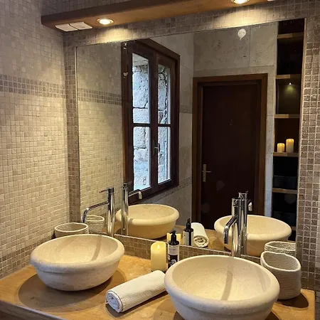 Casetta Di Asciaghju, Avec Jacuzzi Privé Et Accès Direct Aux Plages * Porto-Vecchio (Corsica)