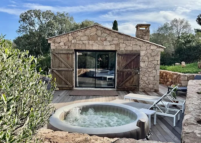 Casetta Di Asciaghju, Avec Jacuzzi Prive Et Acces Direct Aux Plages Porto Vecchio